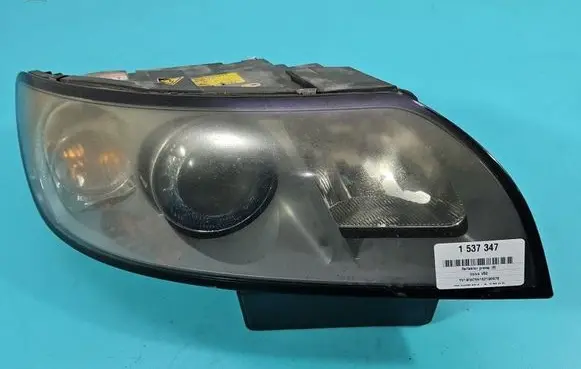 Volvo V50 Headlight/headlamp 30698890 IMPRK1537347