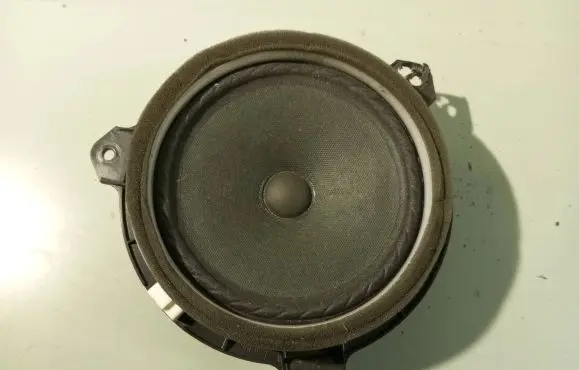 Toyota Corolla Verso AR10 Front door speaker 861600D180