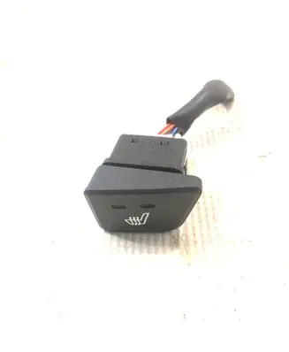 Hyundai i30 Seat heating switch 81118