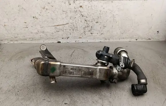 BMW X3 E83 EGR valve cooler 7794245 L7305002 017529