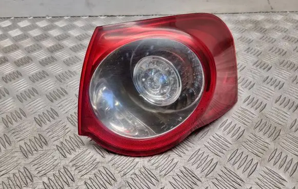 Volkswagen PASSAT B6 Rear/tail lights 27458002