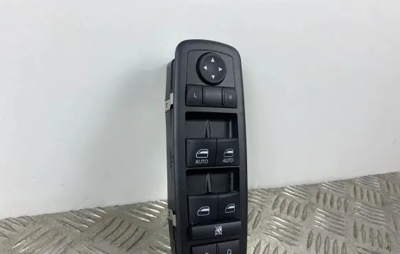 Jeep Grand Cherokee Electric window control switch 68184802AA