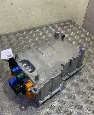 Opel Mokka B Voltage converter inverter 9865088980