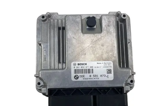 BMW 1 F20 F21 Engine control unit/module ECU 8591073 0281032671