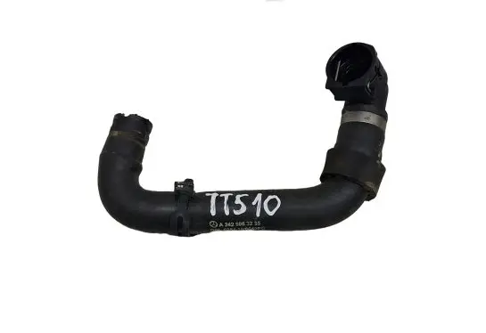 Mercedes-Benz B W246 W242 Engine coolant pipe/hose A2425063235