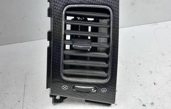 SsangYong Korando Dash center air vent grill 6961A34001