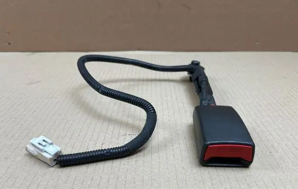Hyundai i40 Front seatbelt buckle 888303Z000RY