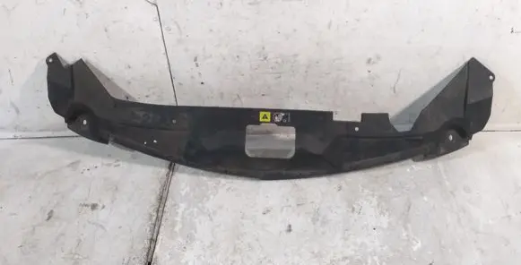 Chrysler Pacifica Radiator trim 04857631A