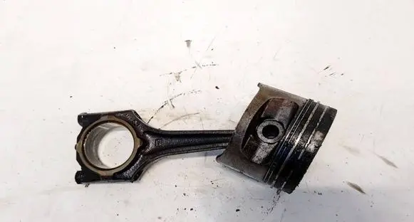 Opel Corsa B Piston with connecting rod 