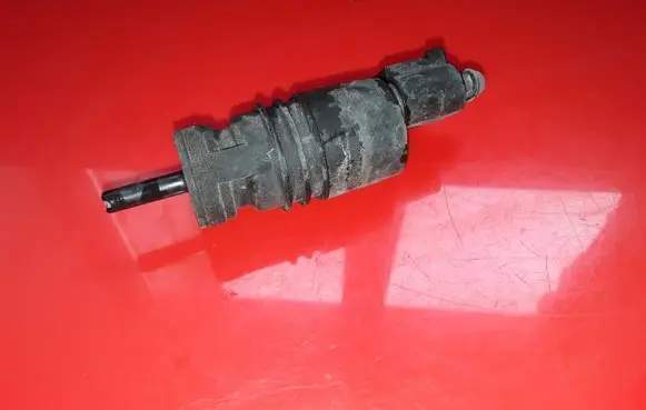 Chevrolet Captiva Windscreen/windshield washer pump 13250356 3240115