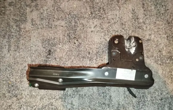 Audi TT Mk1 Tailgate/trunk/boot lock/catch/latch 8N0827505C 020541000 53331