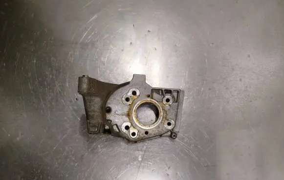 Peugeot 308 Fuel pump bracket 9684778280