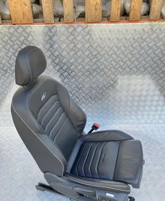 Volkswagen Arteon Front passenger seat WV1534