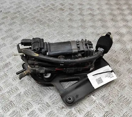Mercedes-Benz CLS C218 X218 Air suspension compressor/pump A2123200104
