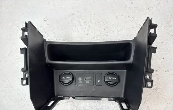 Hyundai Kona I Other center console (tunnel) element 84681J9250