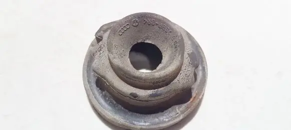 Seat Toledo II (1M) Front coil spring rubber mount 1j0512149b