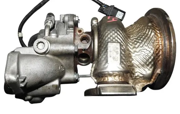 Porsche Panamera (971) Supercharger 06M145702N