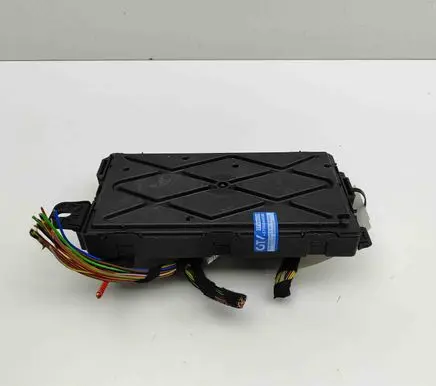 BMW 3 F30 F35 F31 Fuse module 9866978