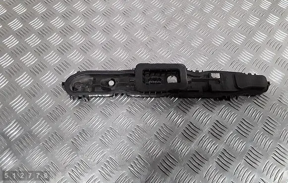 Ford Transit Custom Tail light bulb cover holder bk2113n004ab
