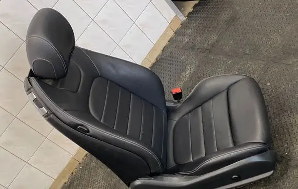 Mercedes-Benz C W205 Front passenger seat 