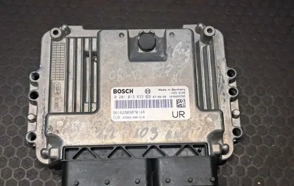 Honda CR-V Engine control unit/module 37820R06E16 0281013633