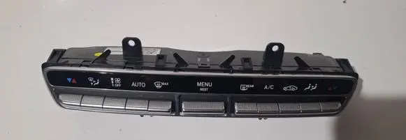 Mercedes-Benz Vito Viano W447 Air conditioning (A/C) switch A4479050002 0000001429 300720141122