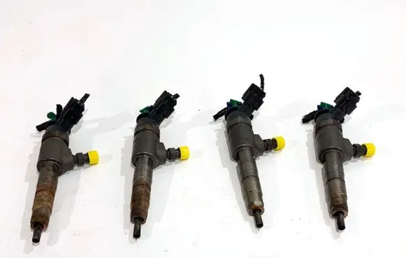 Ford Fiesta Fuel injectors set 0445110489
