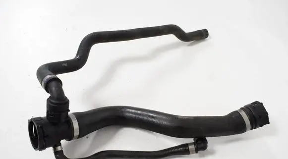 BMW 3 E90 E91 Engine coolant pipe/hose 9127403 7797257