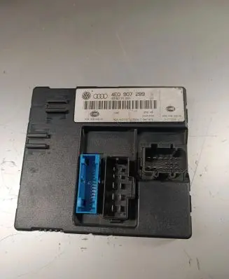 Audi A8 S8 D3 4E Comfort/convenience module 4E0907289 5DK00843206 4E0910289A