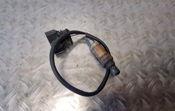 Audi A6 S6 C5 4B Lambda probe sensor 030906265AE