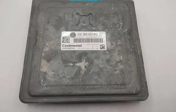 Volkswagen Golf VI Engine control unit/module 03L906023MQ 5WP42696AA 03L907425C