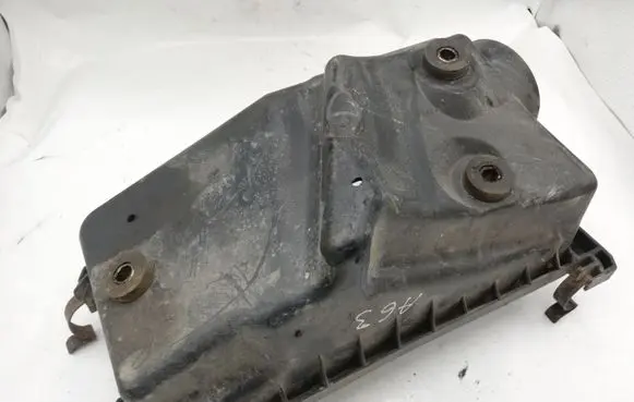 Toyota Corolla E120 E130 Air filter box cover NOCODE
