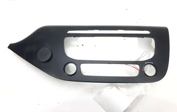KIA Ceed Radio/CD/DVD/GPS head unit 84740-A2000