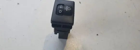 Toyota Avensis T270 Light switch