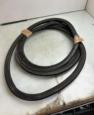 Mercedes-Benz Vito Viano W639 Front door rubber seal 08001226690