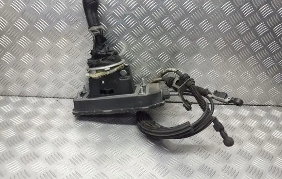 Volkswagen Fox Gear selector/shifter in gearbox 