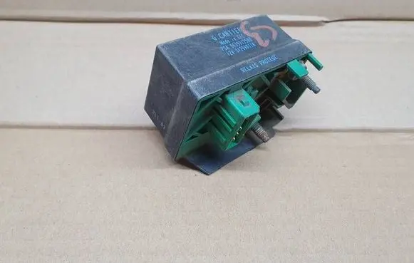 Peugeot Partner Glow plug pre-heat relay 9639912580 51299011A