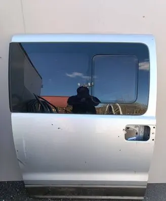 Hyundai H-1, Starex, Satellite Side sliding door 