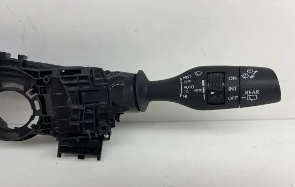 Lexus RX 450H Indicator stalk 3328017F933