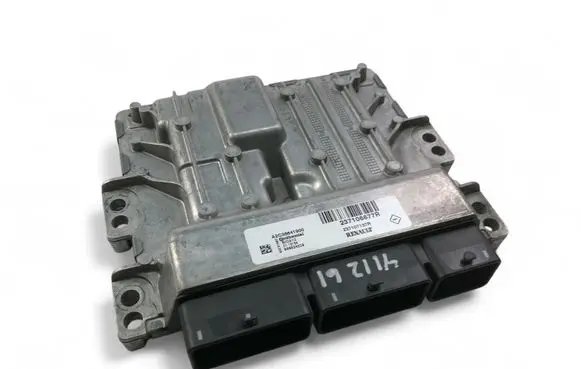 Renault Kadjar Engine control unit/module 237106677R
