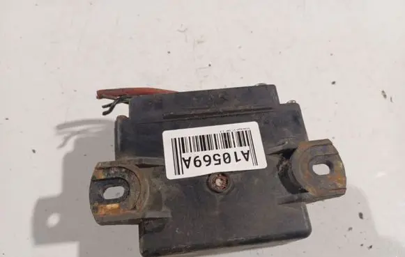 Glow plug pre-heat relay