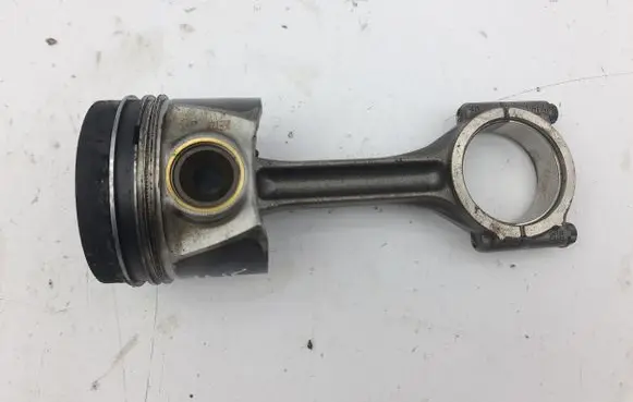 Audi A4 S4 B9 Piston with connecting rod