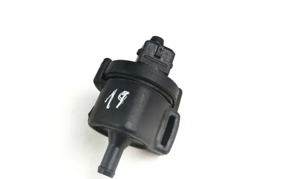 Volkswagen Golf Plus Valve vacuum 058133459