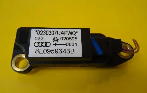 Audi A3 S3 8L Airbag deployment crash/impact sensor 8L0959643B