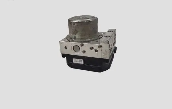 Nissan Juke I F15 ABS Pump 52241271