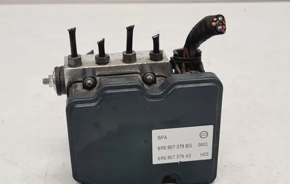 Seat Ibiza IV (6J,6P) ABS Pump 6R0907379BG 6R0907379AS
