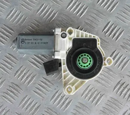 Mercedes-Benz CLS C218 X218 Rear door window regulator motor
