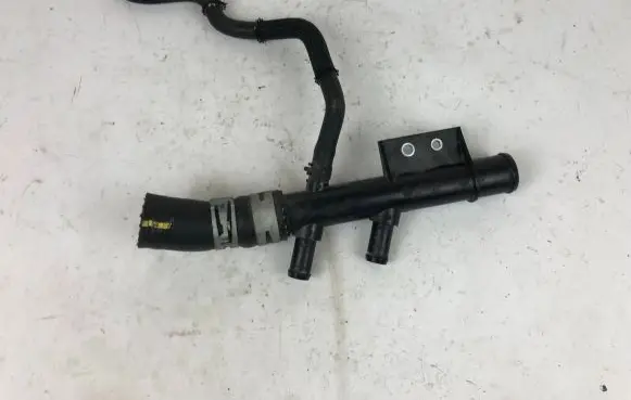 Toyota Mirai Coolant pipe/hose 