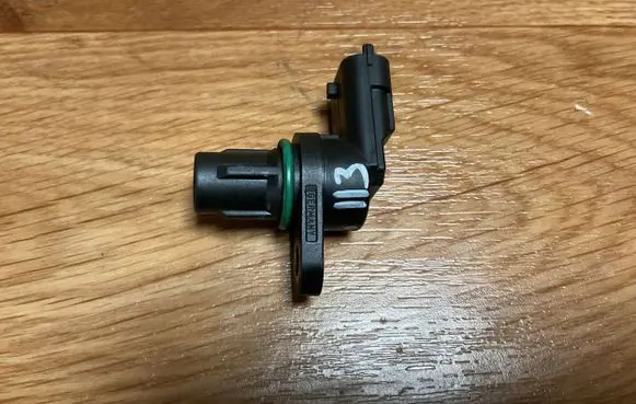 Volvo V70 Camshaft position sensor 0232103063 8658726