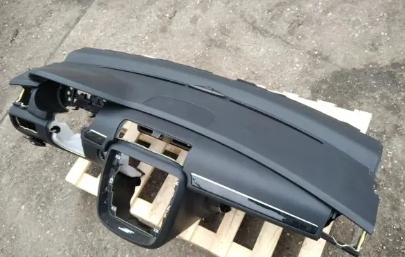 Mercedes-Benz R W251 Dashboard